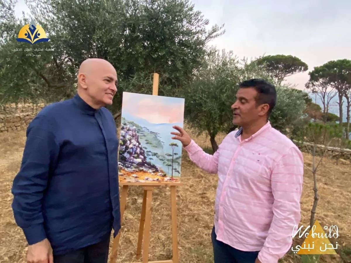 اللقاء التشكيلي الاول