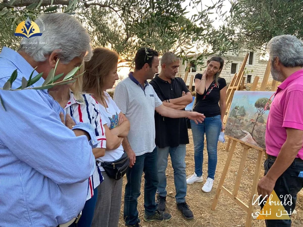 اللقاء التشكيلي الاول