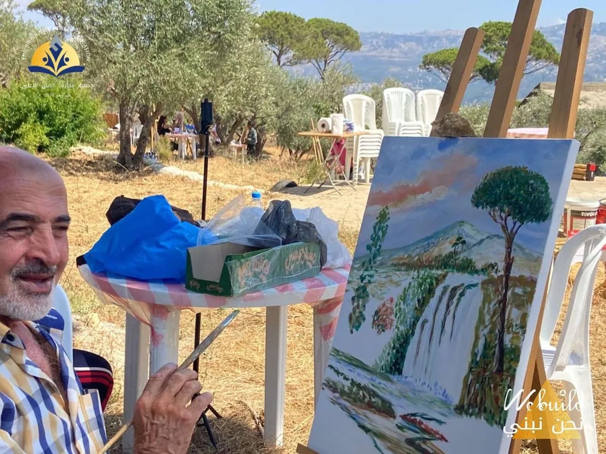 اللقاء التشكيلي الاول